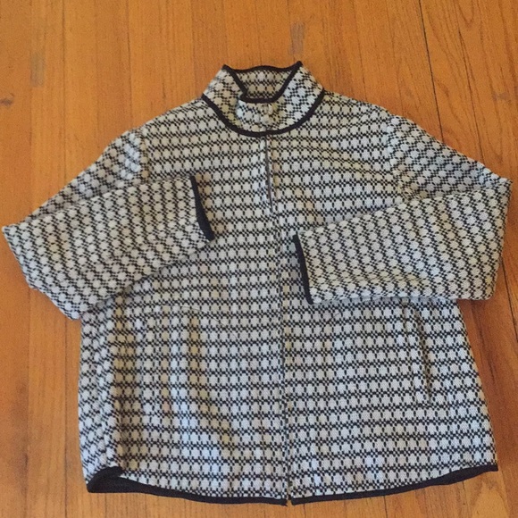 Coldwater Creek Sweaters - Coldwater Creek Size 1X/18 Black & White